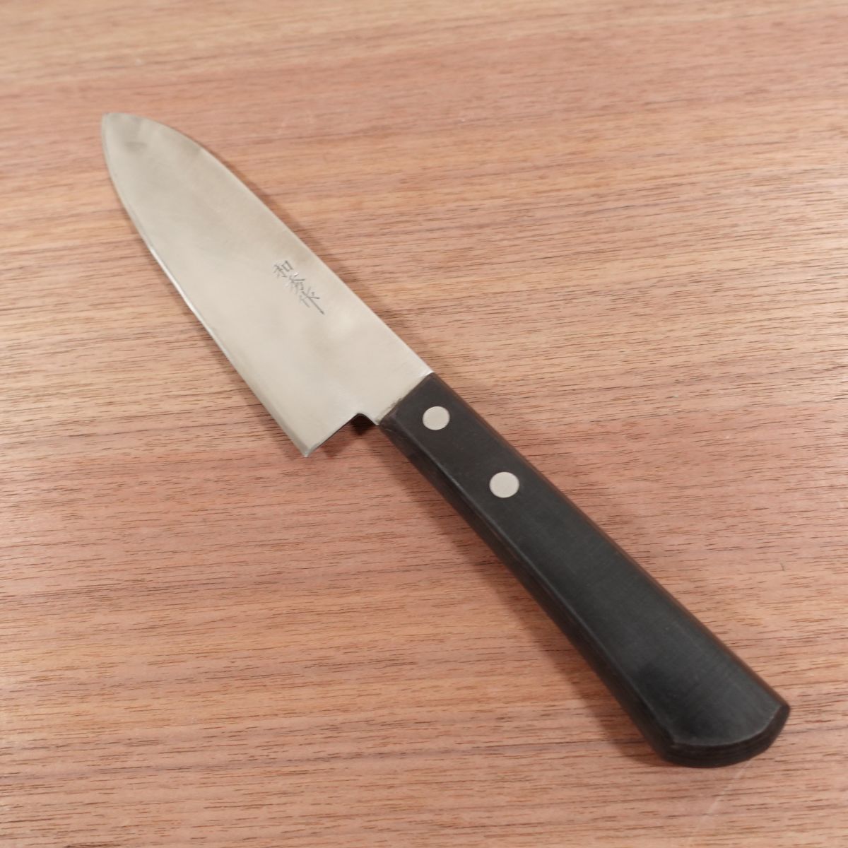 Kazuhide Santoku Knife, Sharpened, All-Purpose Knife, Special Laminated Steel, Made by Kazuhide, 165mm