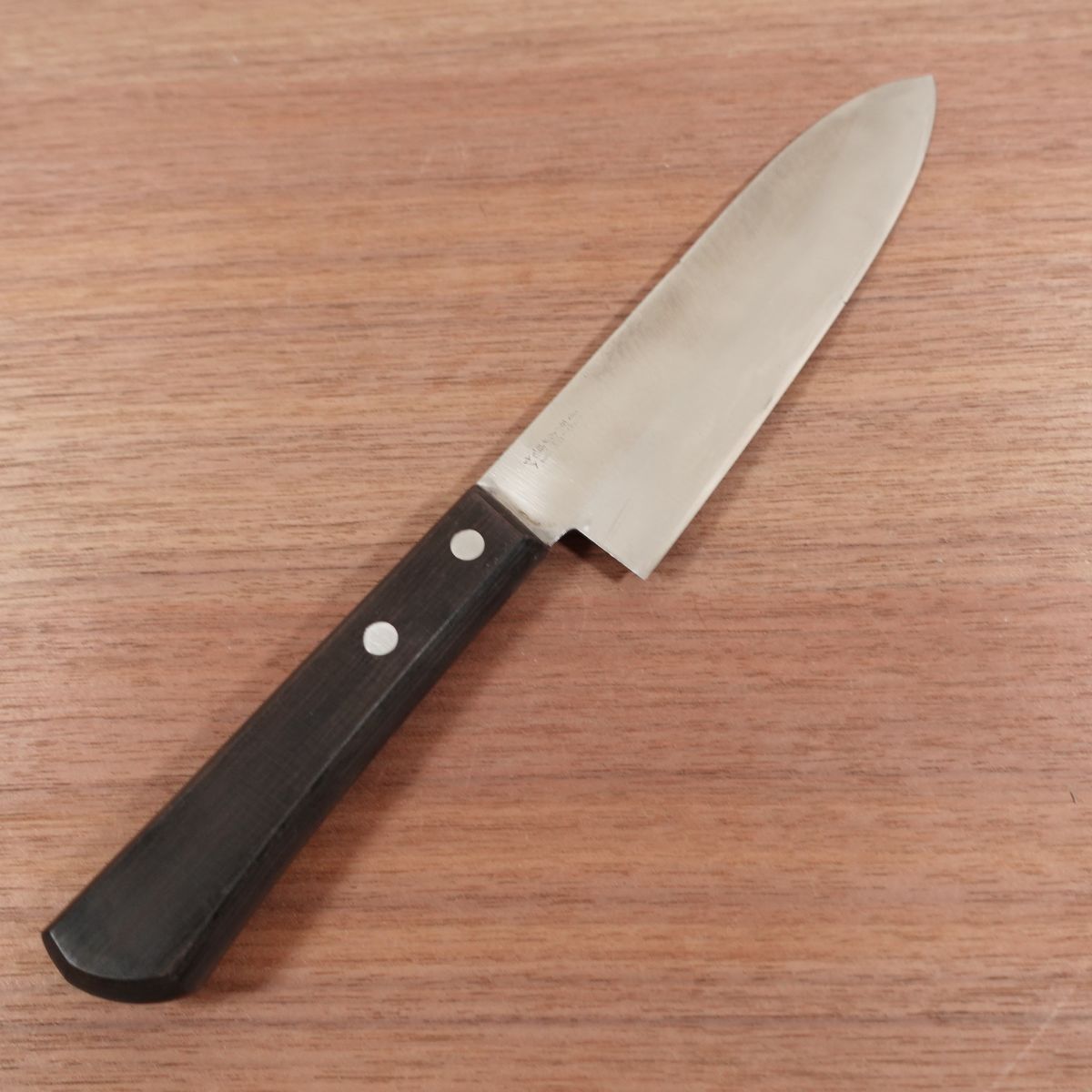 Kazuhide Santoku Knife, Sharpened, All-Purpose Knife, Special Laminated Steel, Made by Kazuhide, 165mm