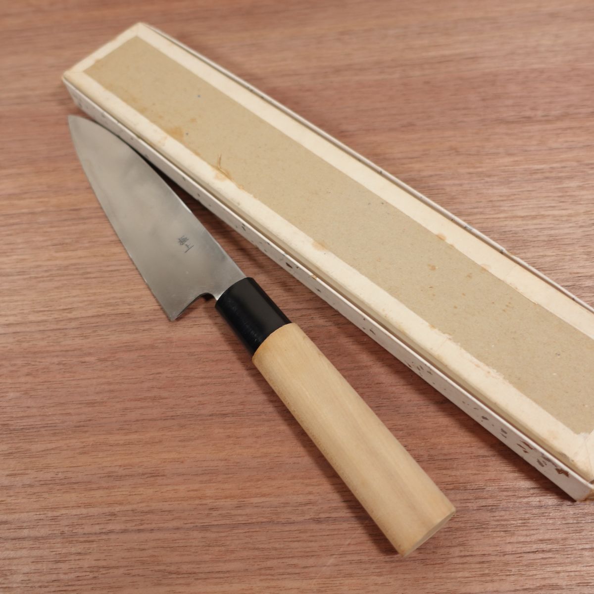 Sakai Tsukitora Funayuki Knife, Sharpened, Morimoto Special Selection, Genuine Steel Forged, Slim Deba Knife, Sakai Tsukitora Josaku, Premium, Boxed, Nearly Unused Stored Item, 165mm