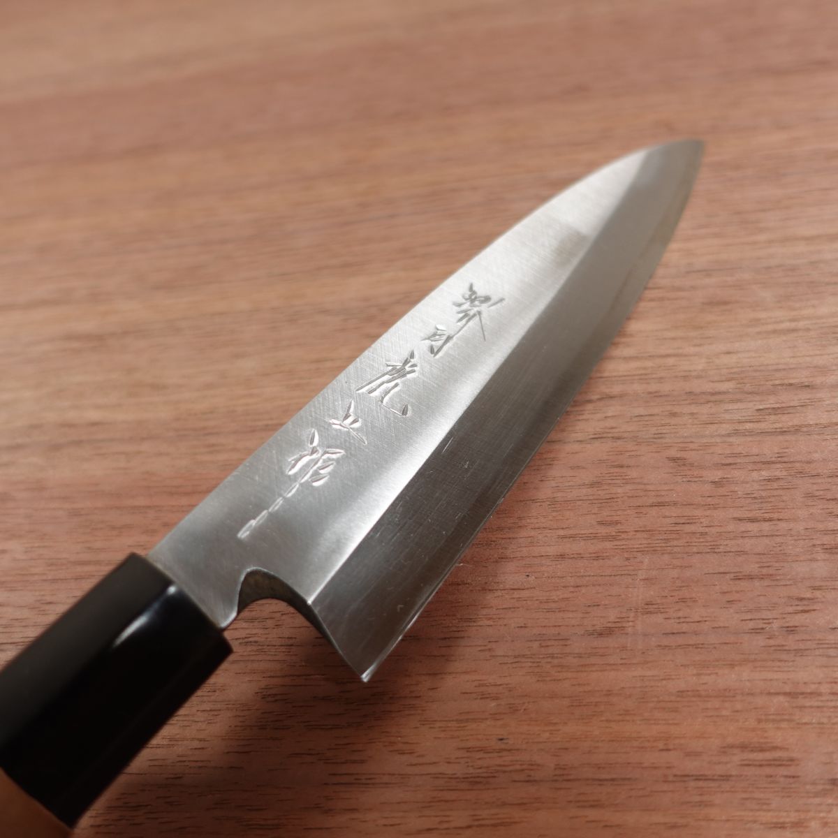 Sakai Tsukitora Funayuki Knife, Sharpened, Morimoto Special Selection, Genuine Steel Forged, Slim Deba Knife, Sakai Tsukitora Josaku, Premium, Boxed, Nearly Unused Stored Item, 165mm