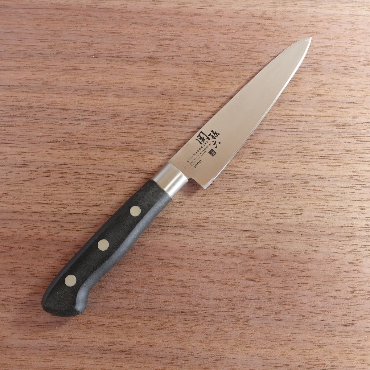 Seki Magoroku Petty Knife, Sharpened, 2000 SE EDGE ST, Kai Corporation, 120mm