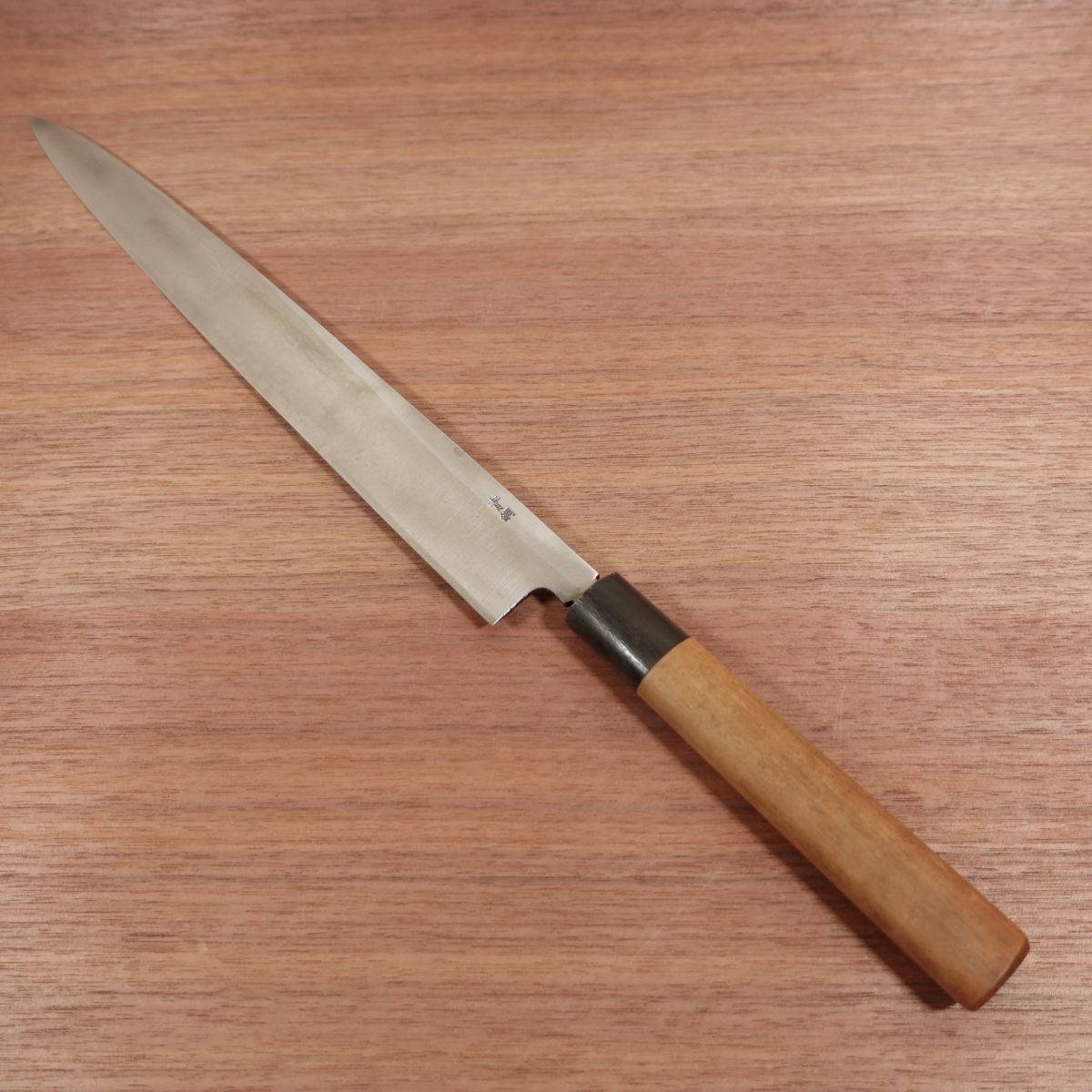 Aritsugu Yanagiba Messer, geschliffen, blauer Stahl, Wasserbüffelgriff, Sashimi Messer, Betsuuchi, 330mm