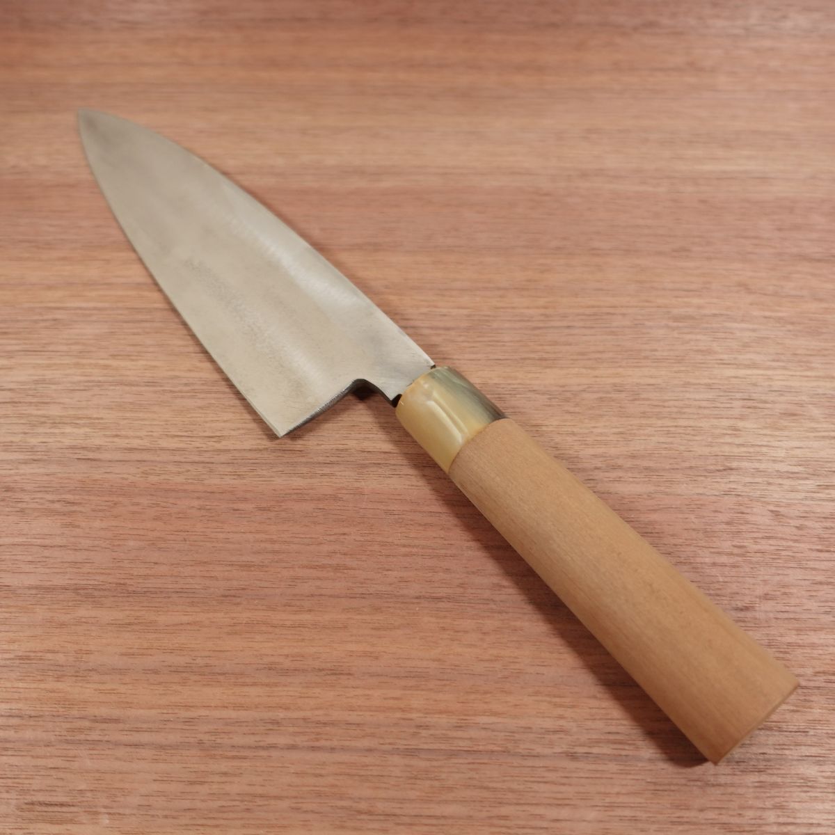 Aritsugu Großes Deba-Messer, geschärft, Oroshi-Messer, weißer Wasserbüffelgriff, Machi, Spezial, 240mm