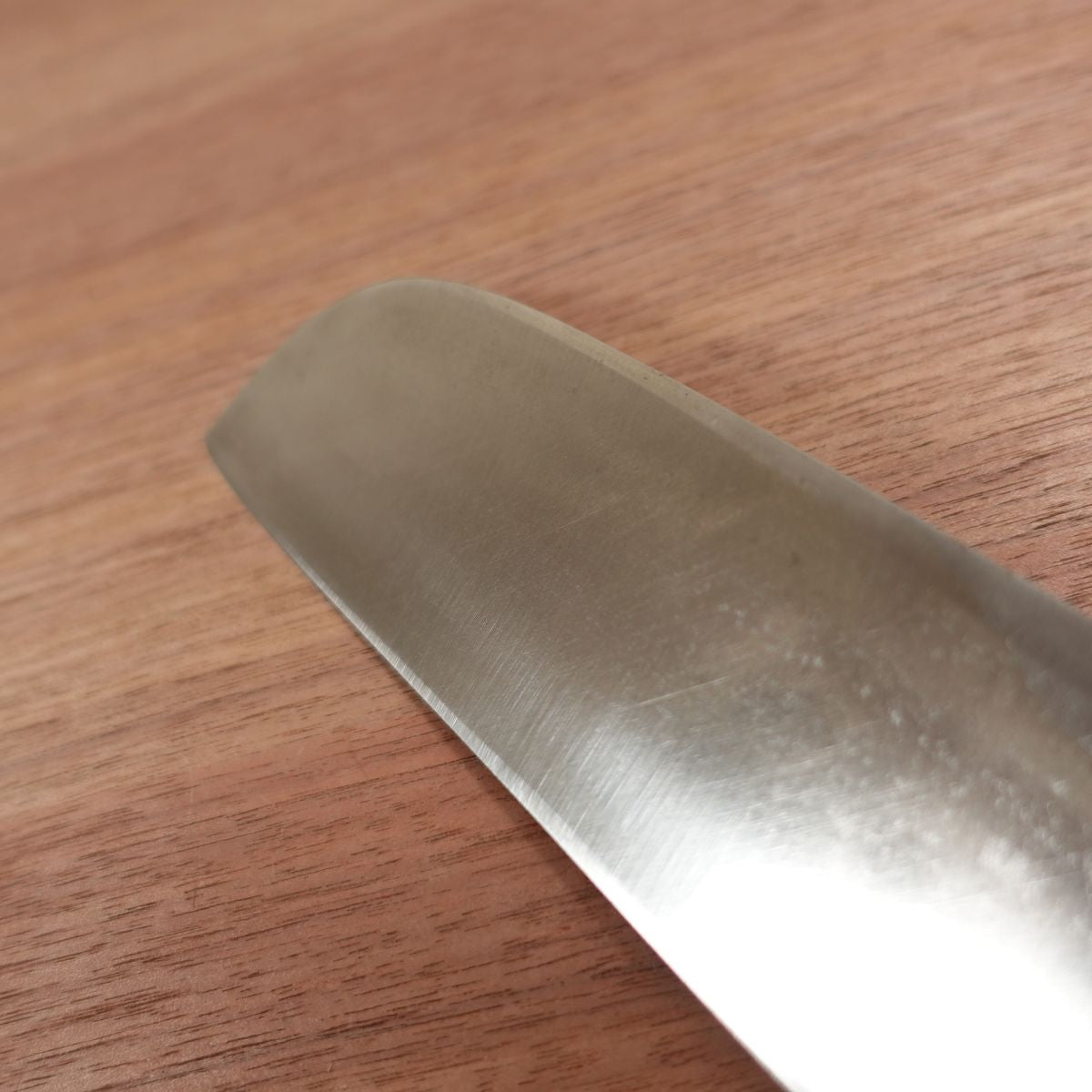 Aritsugu Kamagata Usuba Messer, geschliffen, Blaustahl, Wasserbüffelhorngriff, Kansai-Stil, Betsuuchi, 230mm