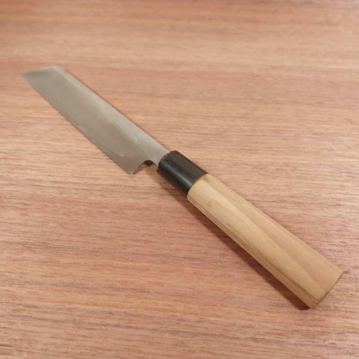 Aritsugu Mukimono-Messer, geschärft, Aogami-Stahl, Wasserbüffelhorngriff, Kenmuki-Messer, Betsuuchi, 180mm