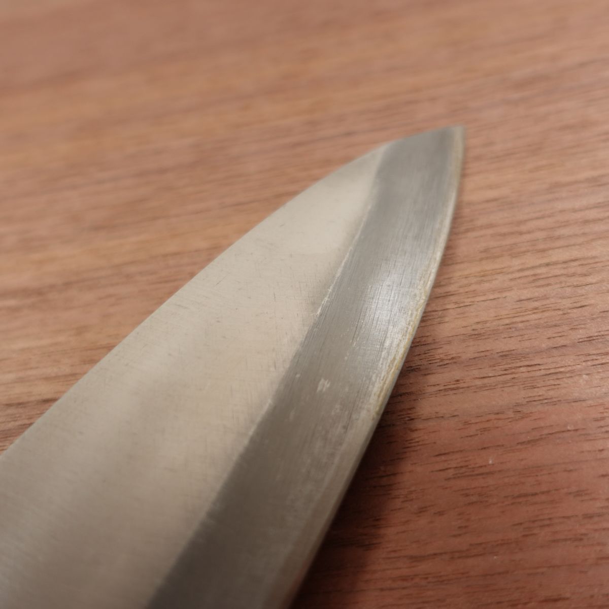 Enjutaro Kunimura Deba Messer, geschärft, Karbonstahl, Enju, Qualitätsgarantie-Aufkleber, originalverpackt, neuwertiger Lagerartikel, 170 mm