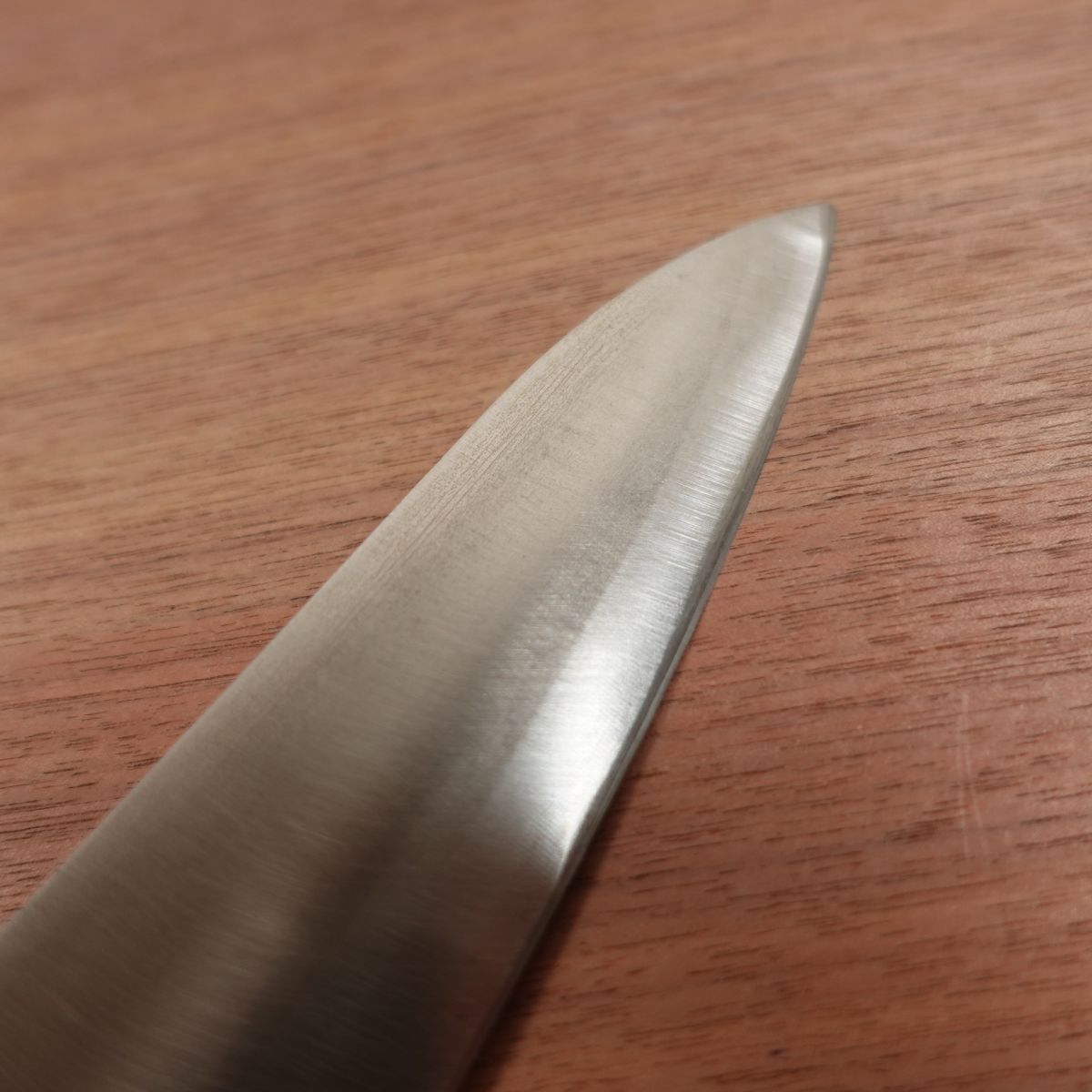 Tetsuhiro Wa-Gyuto Messer, geschliffen, Allzweckmesser, Besonderes Auswahlstück, Karbonstahl, Wenig gebraucht, 180mm