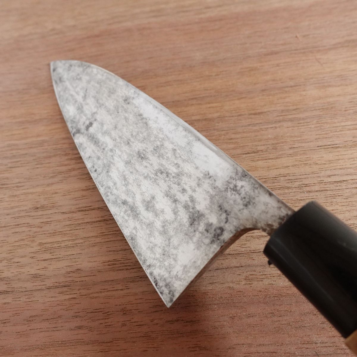 Yoshisada Deba Messer, geschärft, Kohlenstoffstahl, einseitiger Anschliff, 155mm