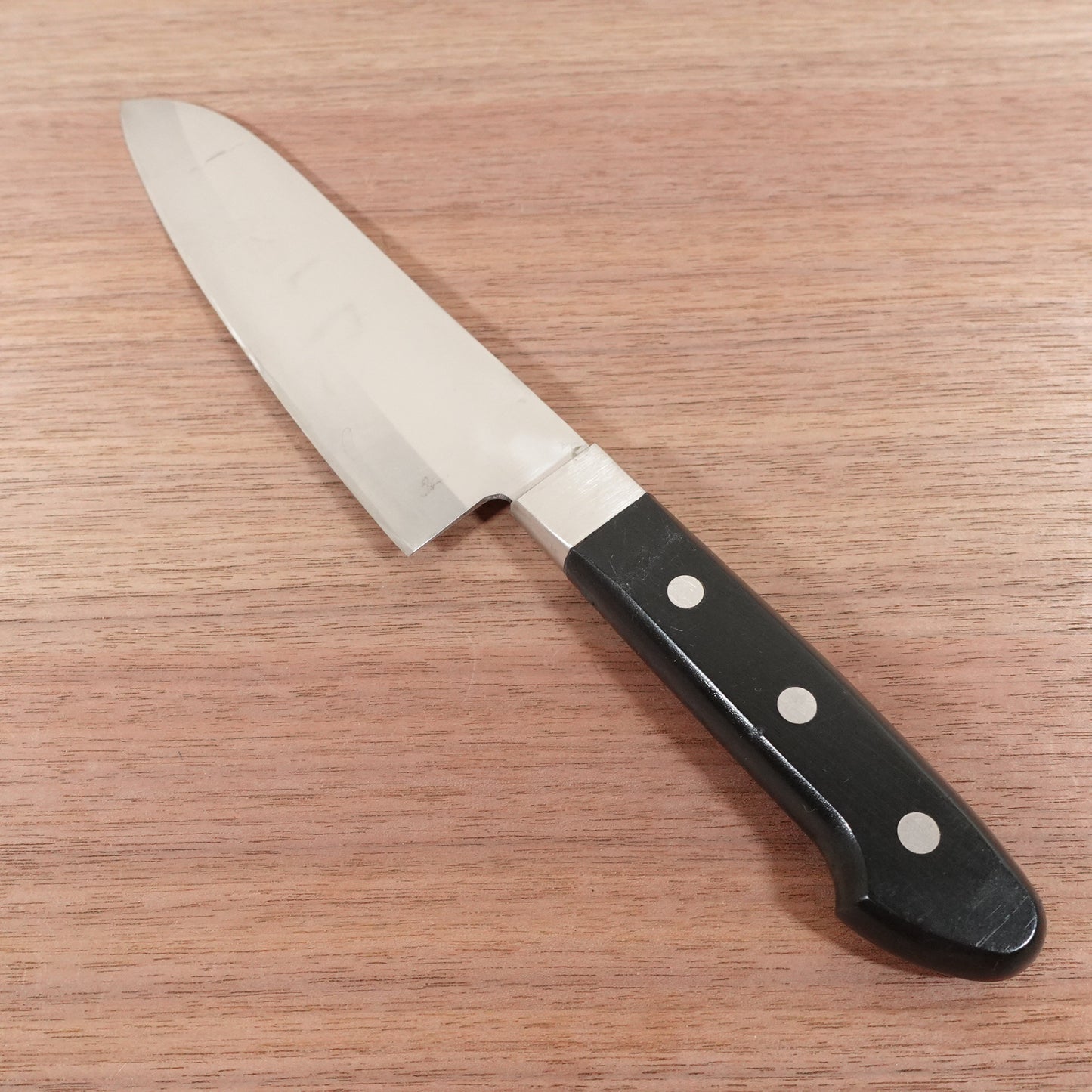 Sekimagoroku Santoku Knife, Sharpened, Laminated Steel, All-Purpose Knife, KAI, 165mm