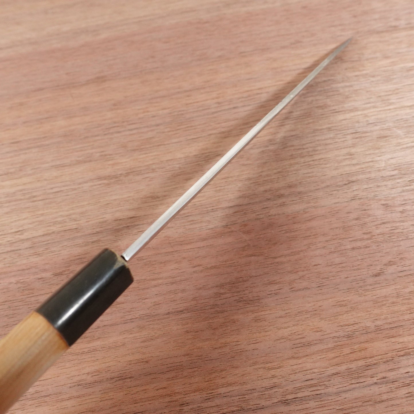 Kikuichimonji Yanagiba Knife, Sharpened, Water Buffalo Handle, Sashimi Knife, Special Make, Minimal Signs of Use, 215mm