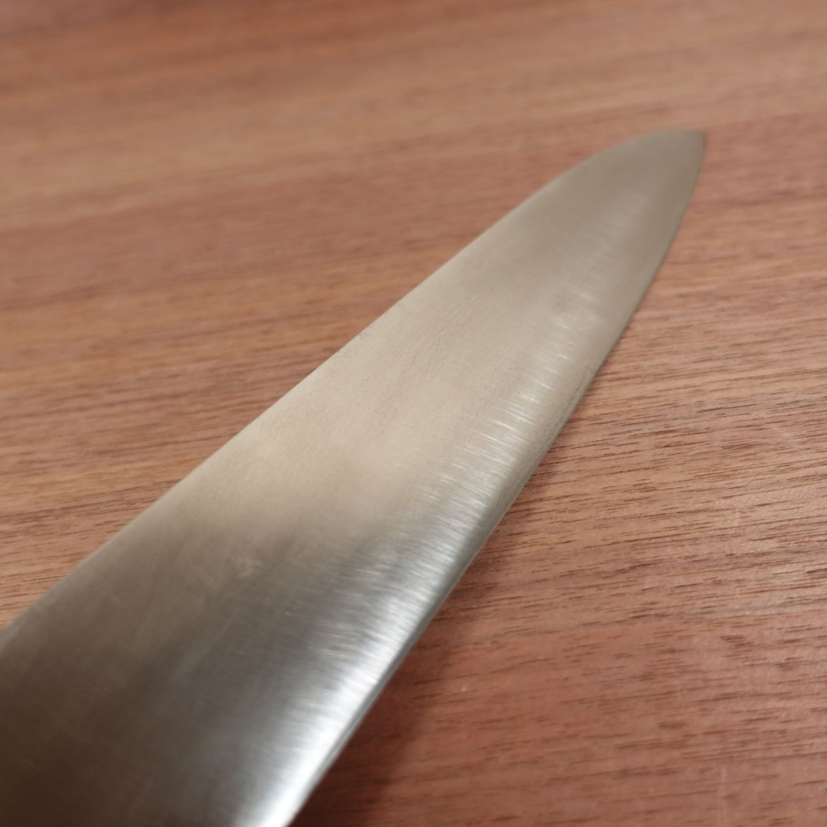 Sakai Ichimonji Mitsuhide Gyuto Messer, Geschärft, Allzweckmesser, Kochmesser, Karbonstahl, Nietenabdeckung Fehlt, 345mm
