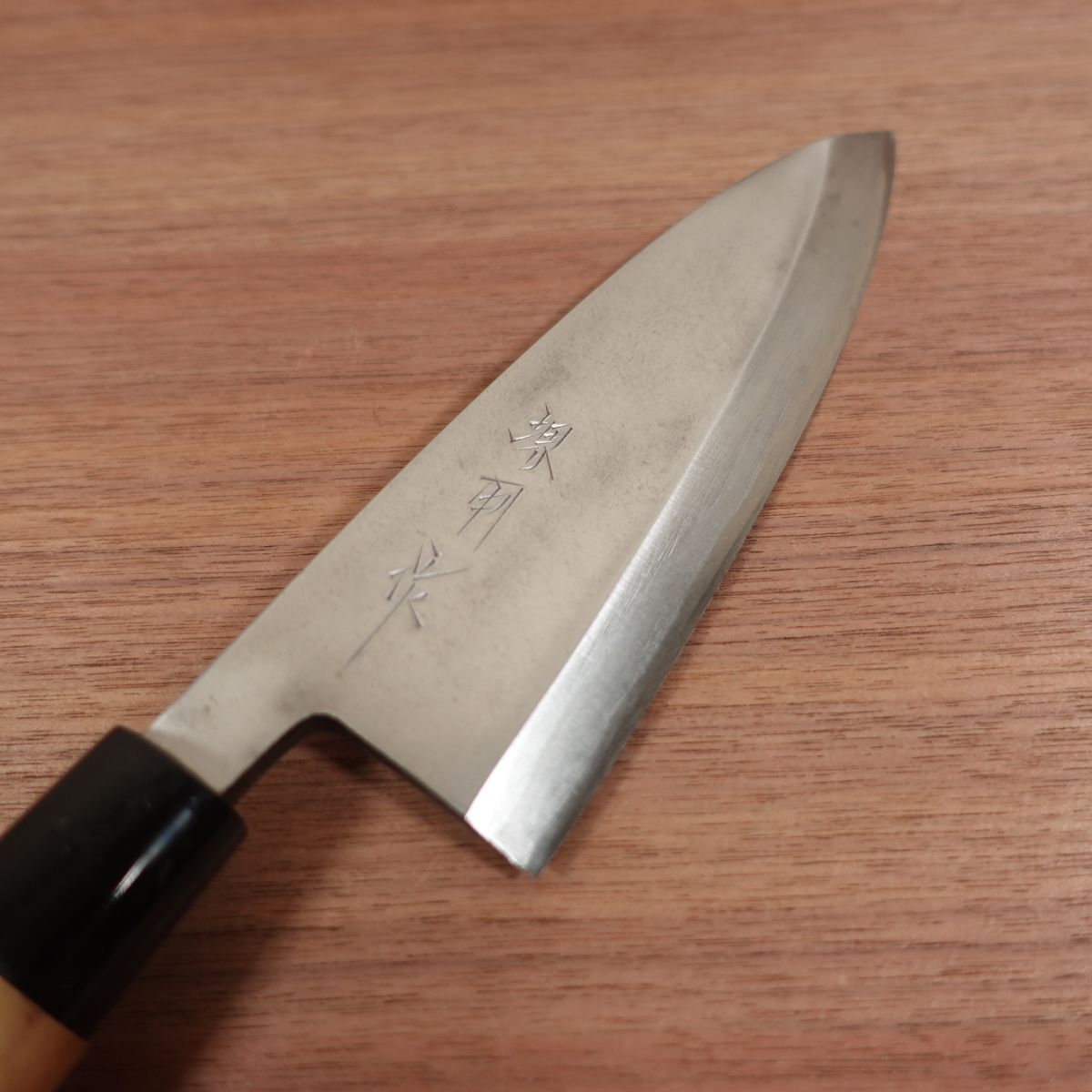 Sakai Kanenaka Deba-Messer, geschliffen, Sakai "Naka", Sakai Kanenaka Saku, verpackt, hervorragender Lagerzustand, 185mm