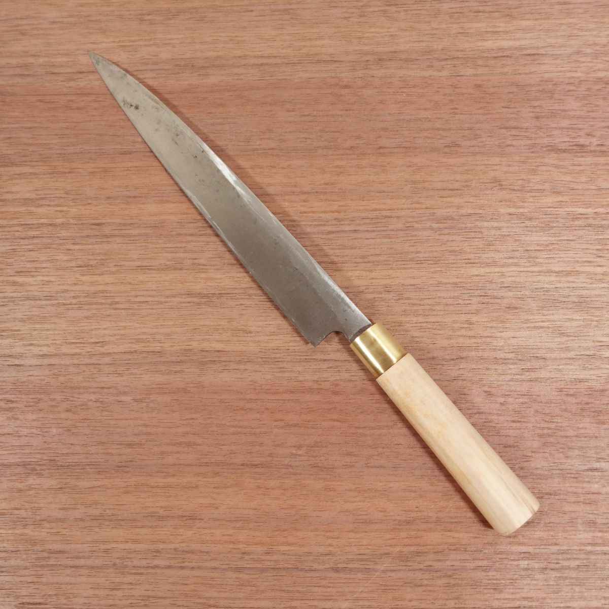 Sakai Kikumori Yanagiba Messer, geschärft, Sashimimesser, Kohlenstoffstahl, einseitig geschliffen, Griff wie neu, 210mm