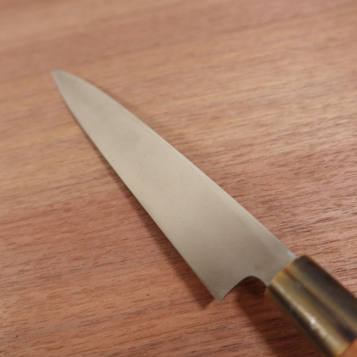 Sakai Kanenaka Yanagiba Knife, Sharpened, White Water Buffalo Handle, Sashimi Knife, Senshu Sakai Kanenaka Kinsei, Boxed, Excellent Stored Condition, 210mm