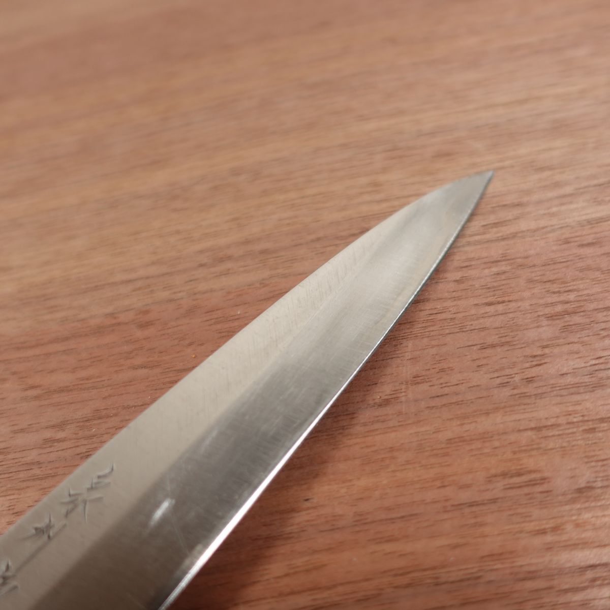 Sakai Kanenaka Yanagiba Knife, Sharpened, White Water Buffalo Handle, Sashimi Knife, Senshu Sakai Kanenaka Kinsei, Boxed, Excellent Stored Condition, 210mm