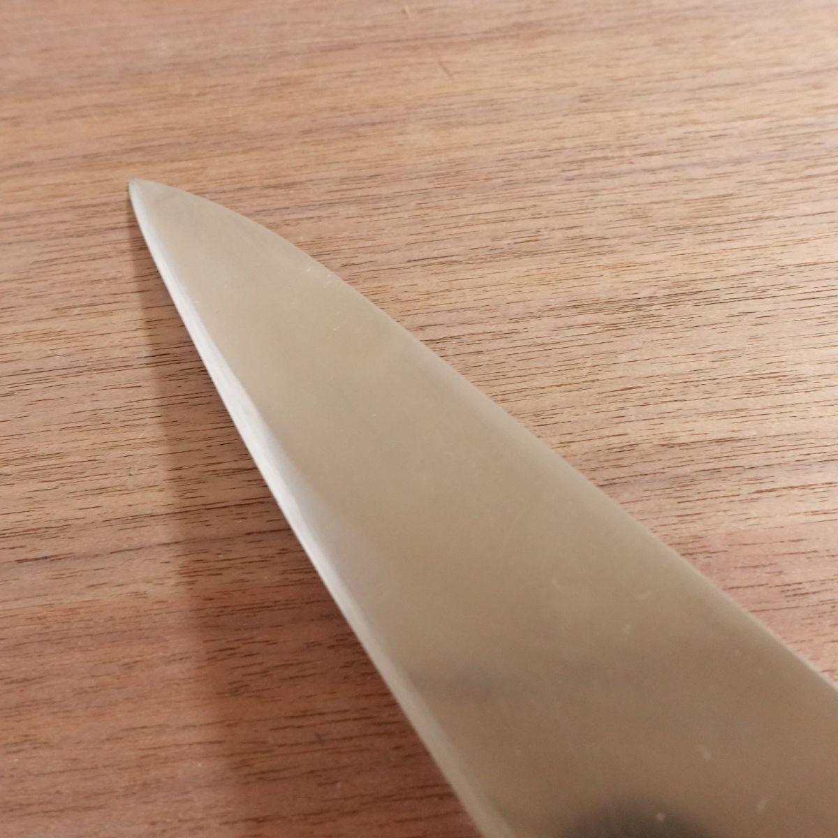 Global Gyuto Knife, Sharpened, All-Purpose Knife, Stainless Steel, YOSHIKIN, 205mm