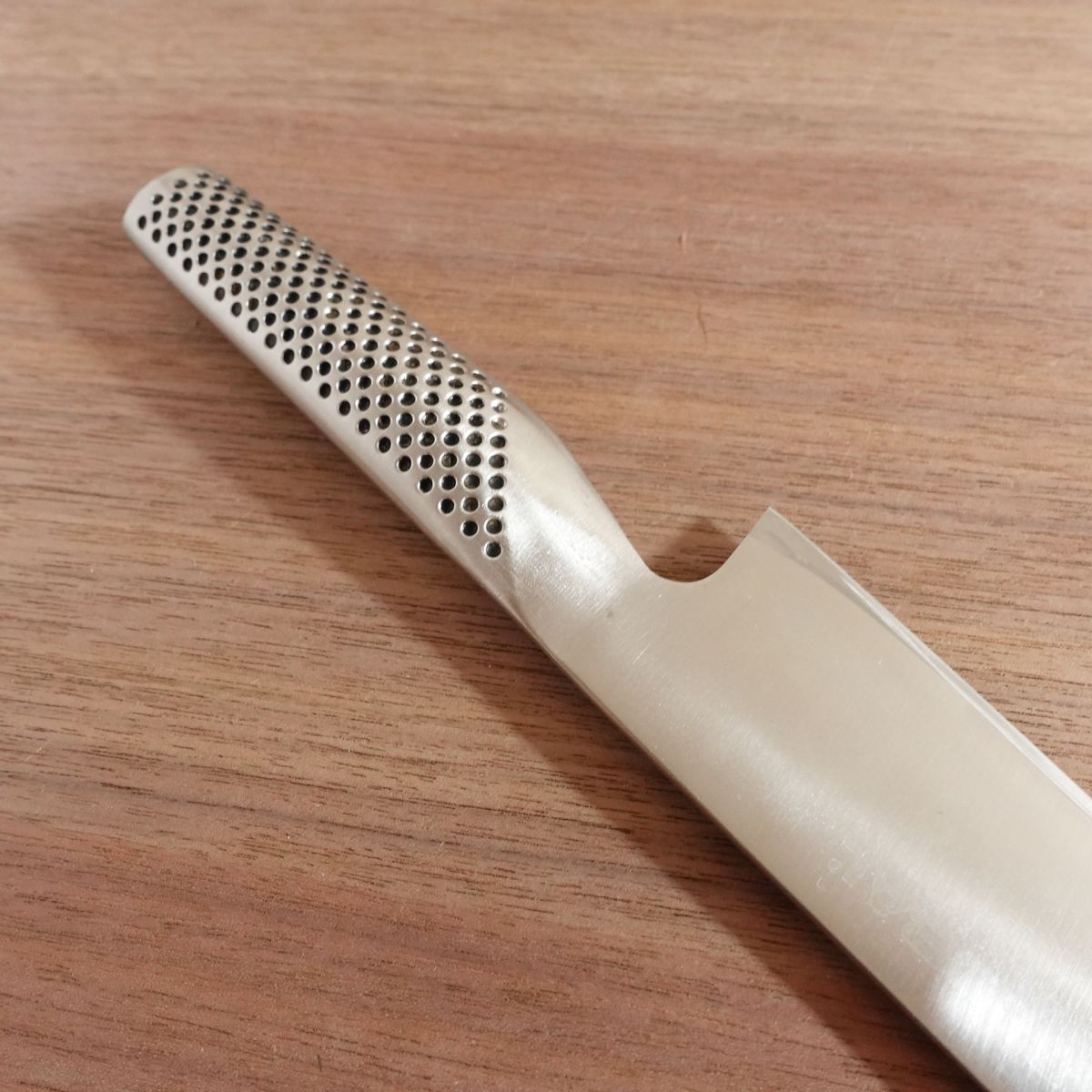 Global Gyuto Knife, Sharpened, All-Purpose Knife, Stainless Steel, YOSHIKIN, 205mm