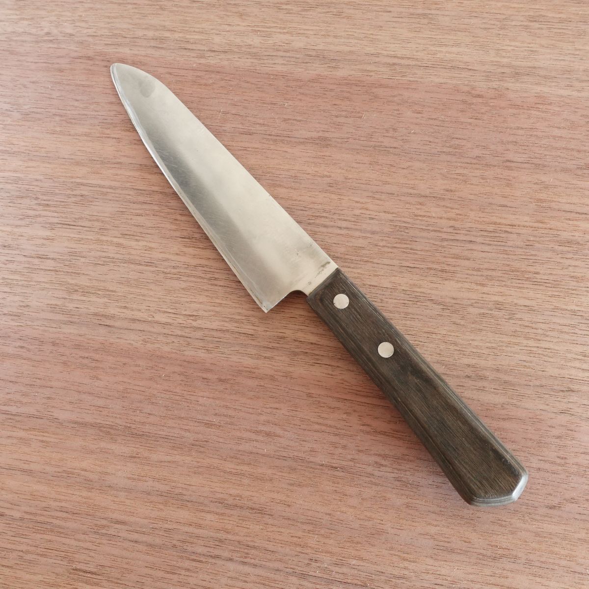 Juou Santoku Knife, Sharpened, Gyuto, All-Purpose Knife, Hon-Warikomi, Stainless Clad, 165mm