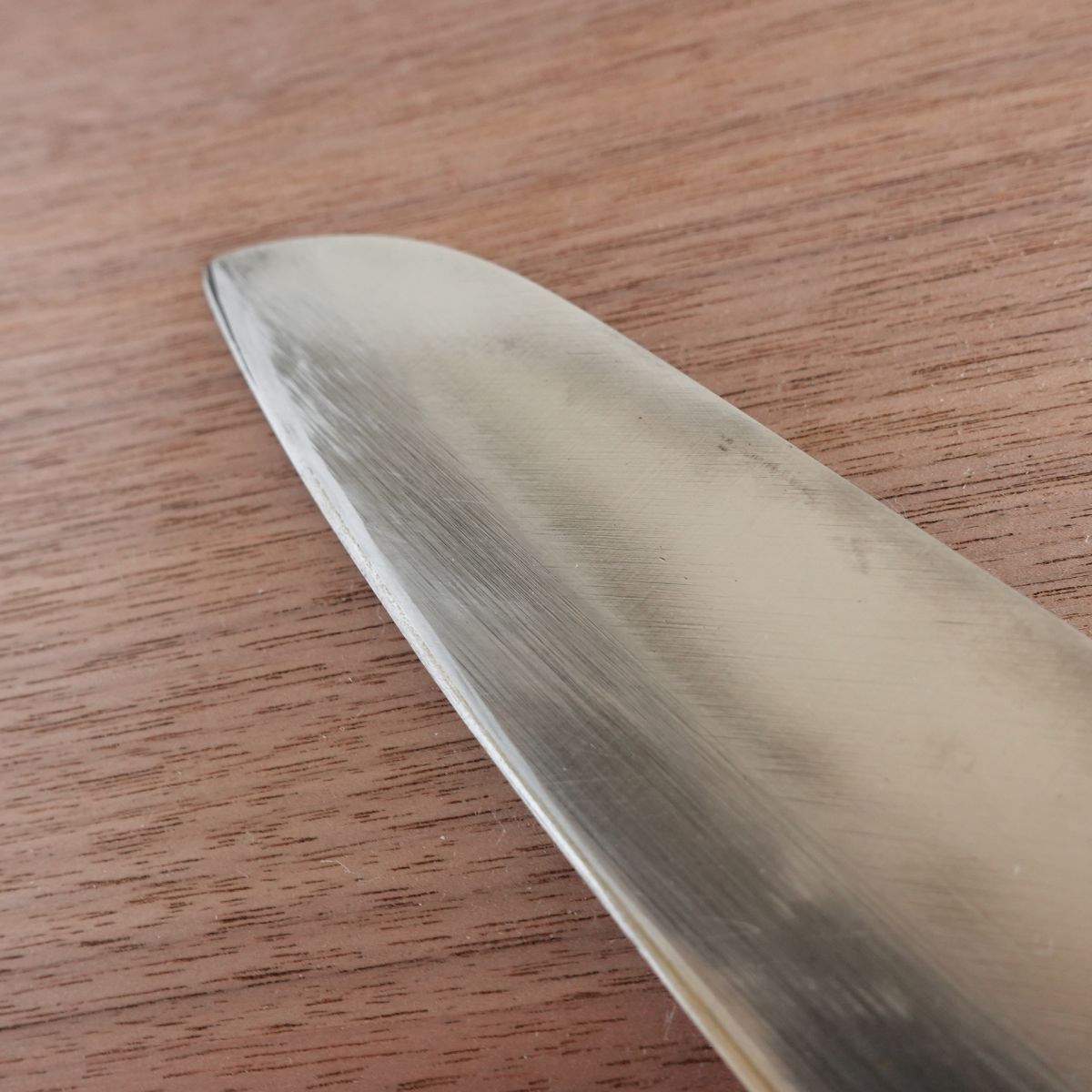 Sakai Kanefusa Santoku Knife, Sharpened, All-Purpose Knife, Hagane Warikomi, 165mm