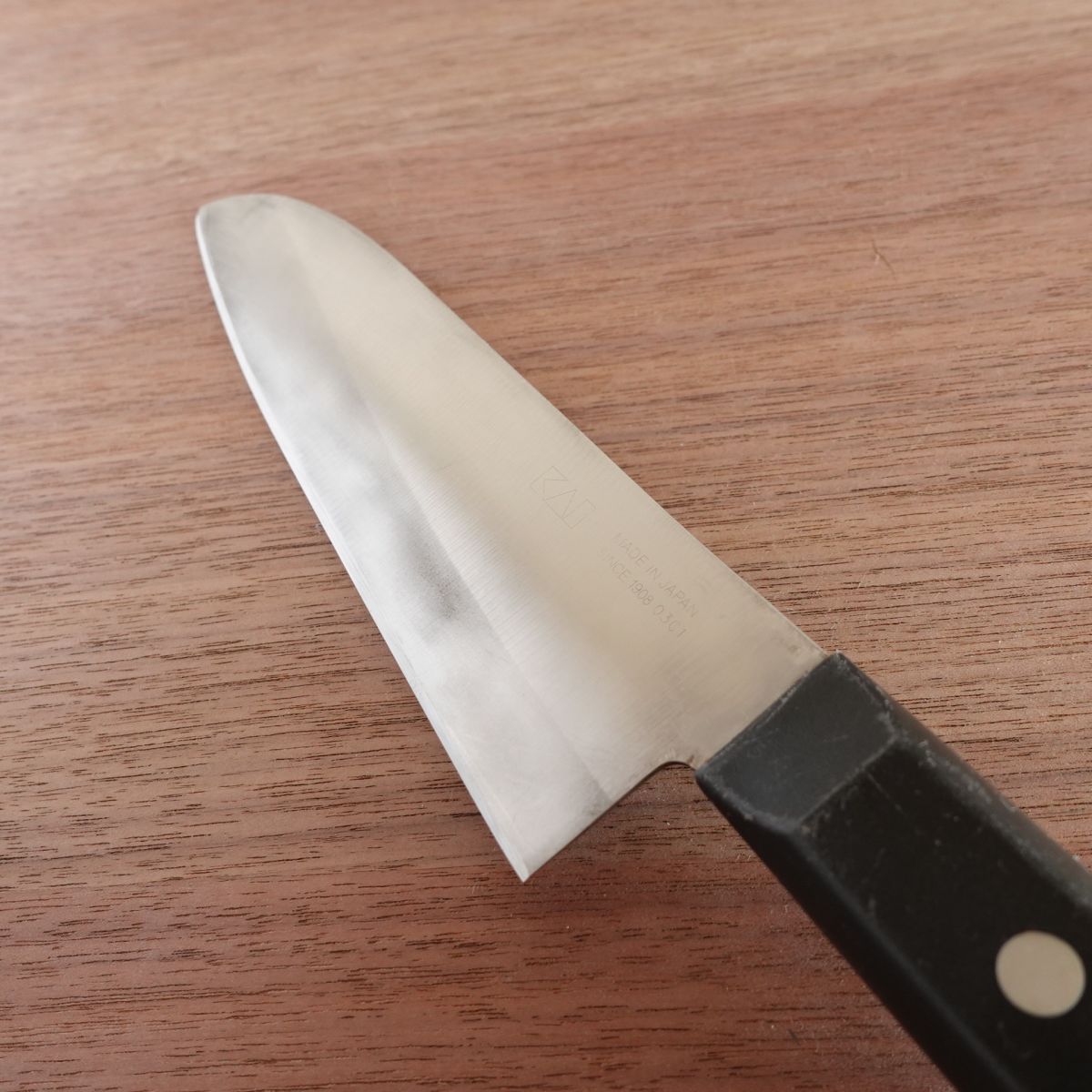Seki Magoroku Santoku Knife, Sharpened, Moegi Series, All-Purpose Knife, KAI, 170mm