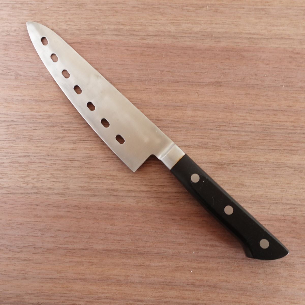 Noshu Magoroku Gyuto Knife, Sharpened, Sakimaru Tip, Perforated Blade, Molybdenum Steel, Santoku Style, 185mm