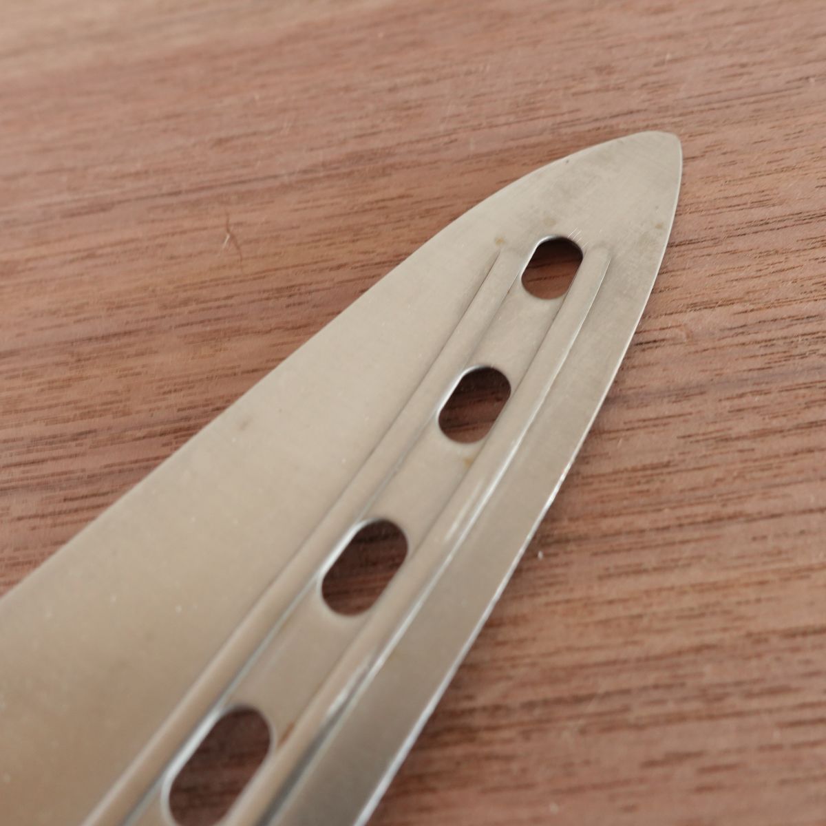 Noshu Magoroku Gyuto Knife, Sharpened, Sakimaru Tip, Perforated Blade, Molybdenum Steel, Santoku Style, 185mm