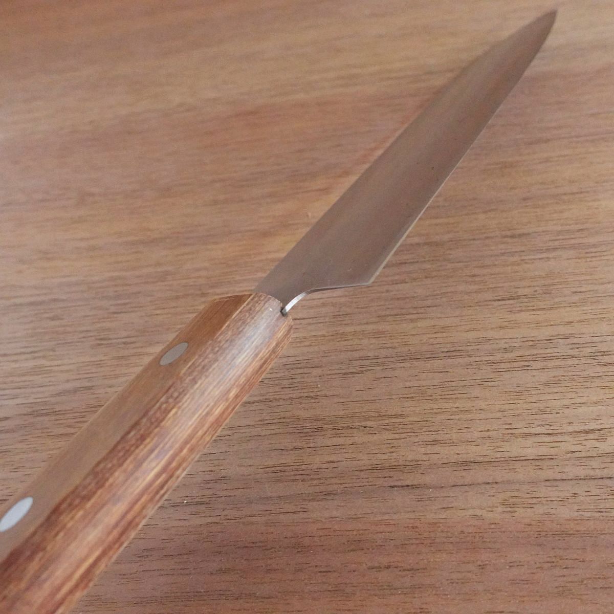 Seki Magoroku Santoku Knife, Sharpened, Samurai Logo, All-Purpose Knife, KAI Cut, Stainless Steel, 165mm