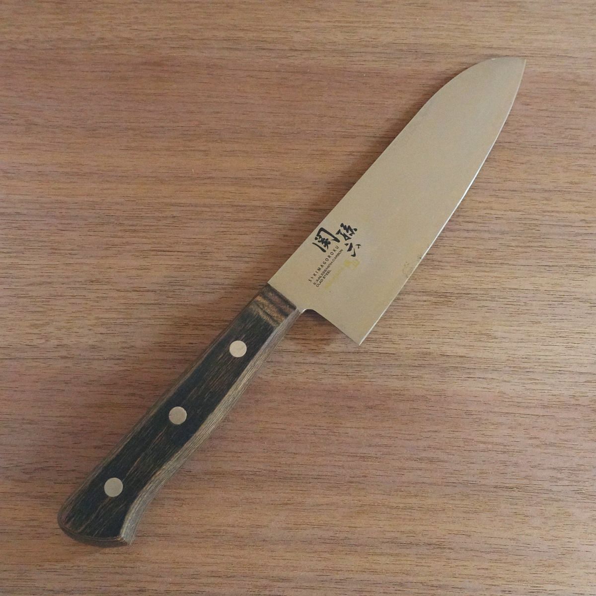 Seki Magoroku Santoku Knife, Sharpened, Momoyama Series, All-Purpose Knife, Stainless Steel, 165mm