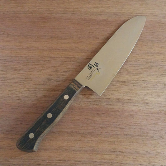 Seki Magoroku Santoku Knife, Sharpened, Momoyama Series, All-Purpose Knife, Stainless Steel, 165mm