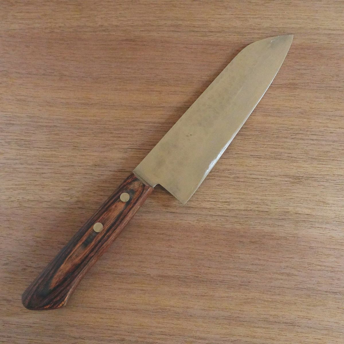 Nagaragawa Santoku Knife, Sharpened, Tsuchime Finish, Handcrafted, Nearly Unused, 165mm