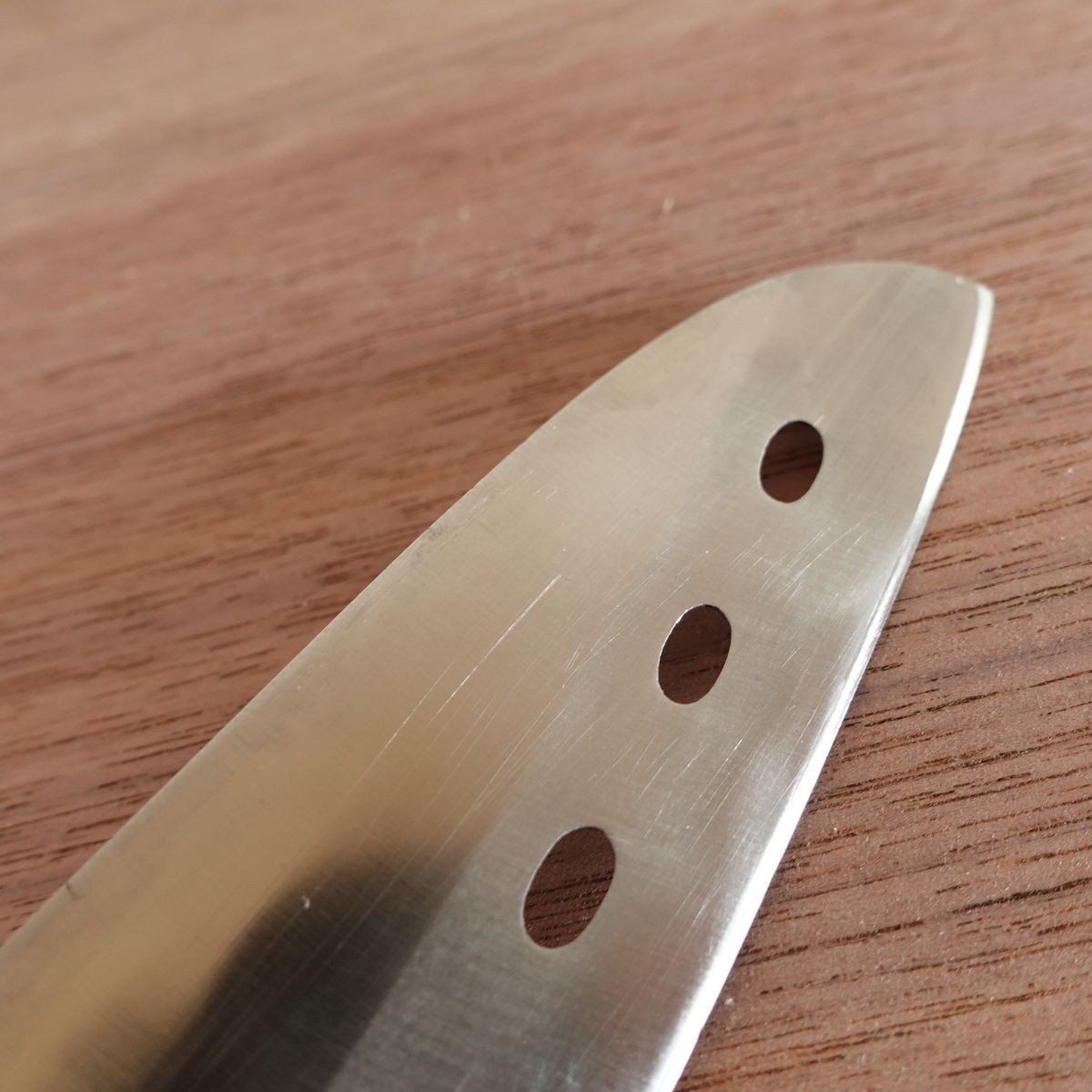 TS Madam Santoku Knife, Sharpened, Molybdenum Steel, Perforated Stainless Steel, 170mm