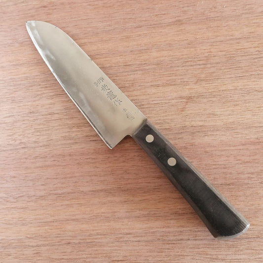 Sumigama Santoku Knife, Sharpened, Hon-Warikomi, All-Purpose Knife, 160mm