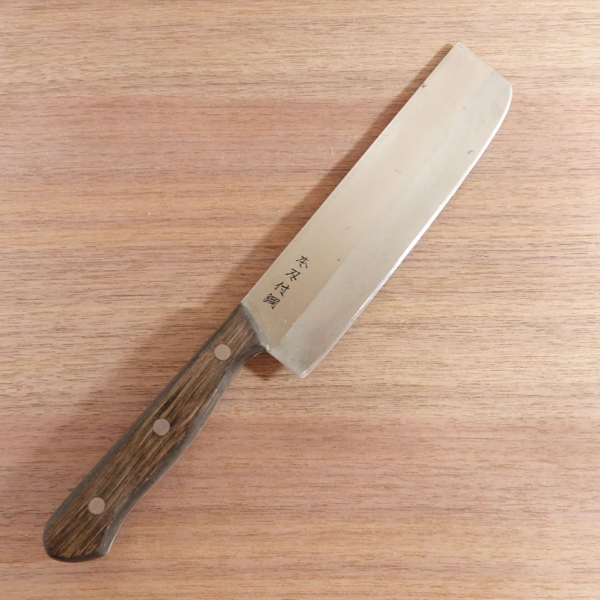 Madam Knife Nakiri Knife, Sharpened, TS Madam, Carbon Steel Core Stainless, 180mm