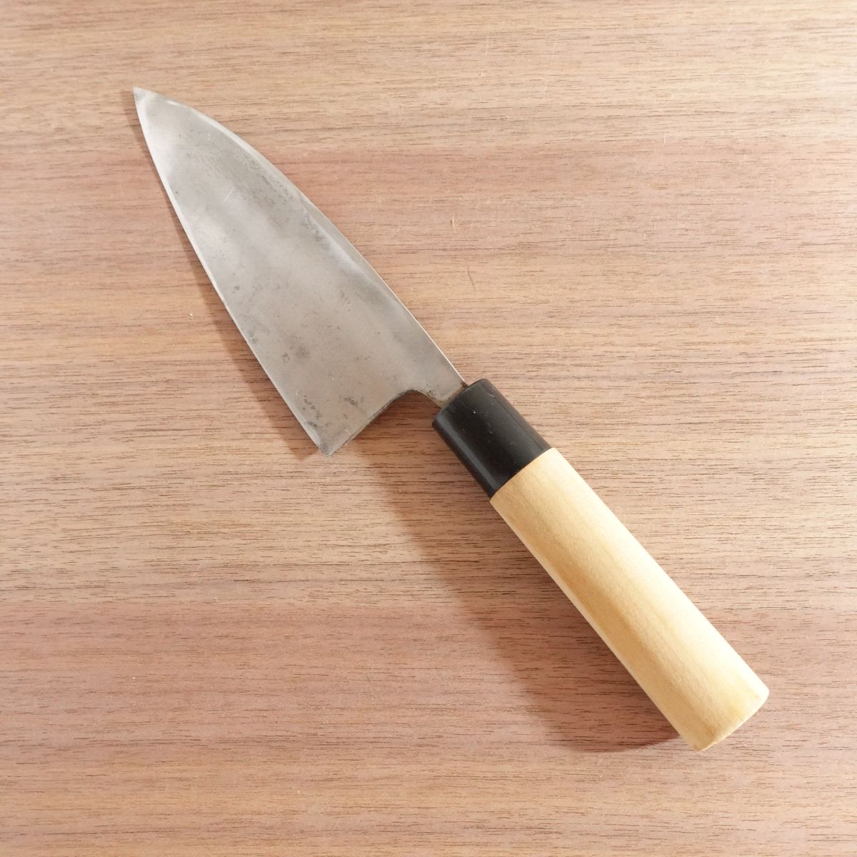 Sekimagoroku Deba Knife, Sharpened, Ume, Carbon Steel, Single Bevel, 155mm