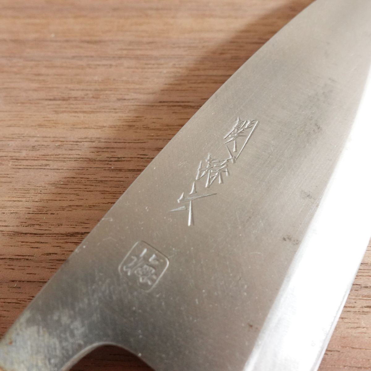 Sekimagoroku Deba Knife, Sharpened, Ume, Carbon Steel, Single Bevel, 155mm