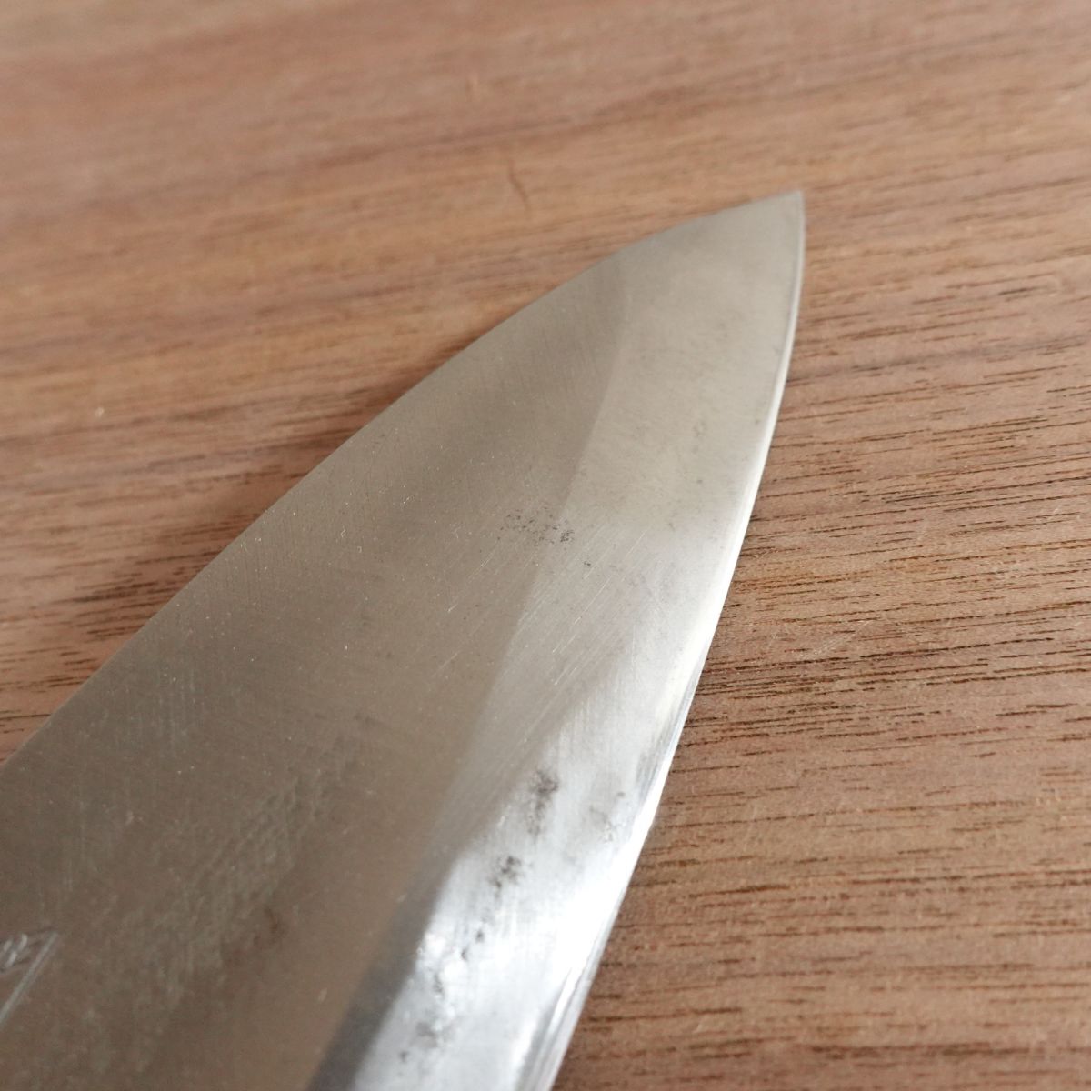 Sekimagoroku Deba Knife, Sharpened, Ume, Carbon Steel, Single Bevel, 155mm