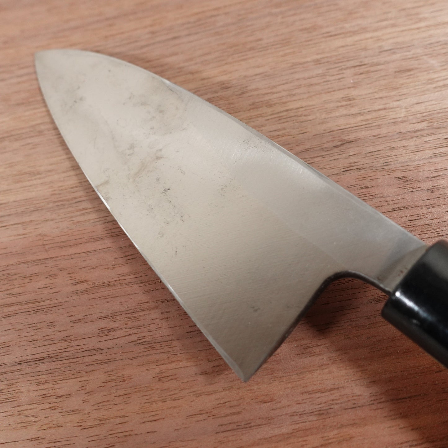 Sakai Genkichi Deba Knife, Sharpened, Negoro Lacquer Handle, Sakai Blade Sticker, Artisan Craft, Excellent Condition, 150mm