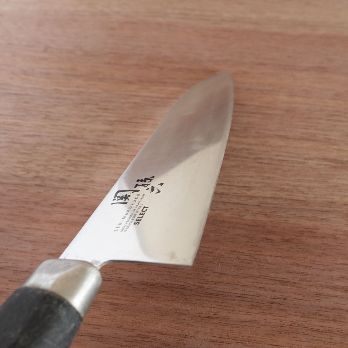 Seki Magoroku Santoku Knife, Sharpened, SELECT Series, All-Purpose Knife, Stainless Steel, 170mm