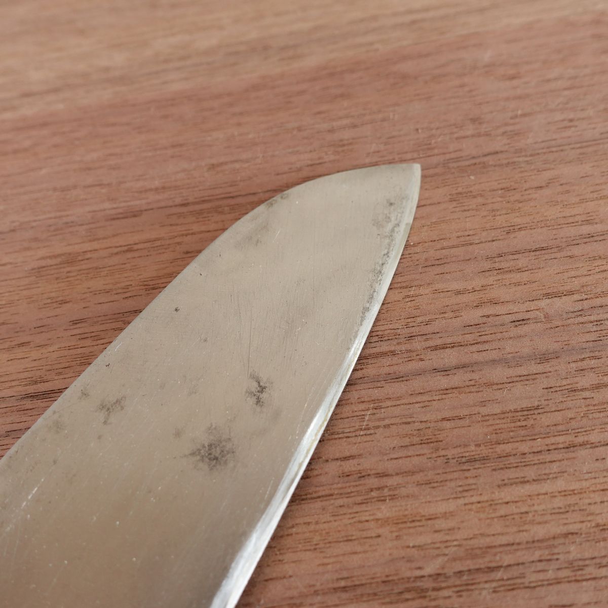 Hisatsugu Wa-Santoku Knife, Sharpened, Water Buffalo Handle, All-Purpose Knife, Hagane, 165mm
