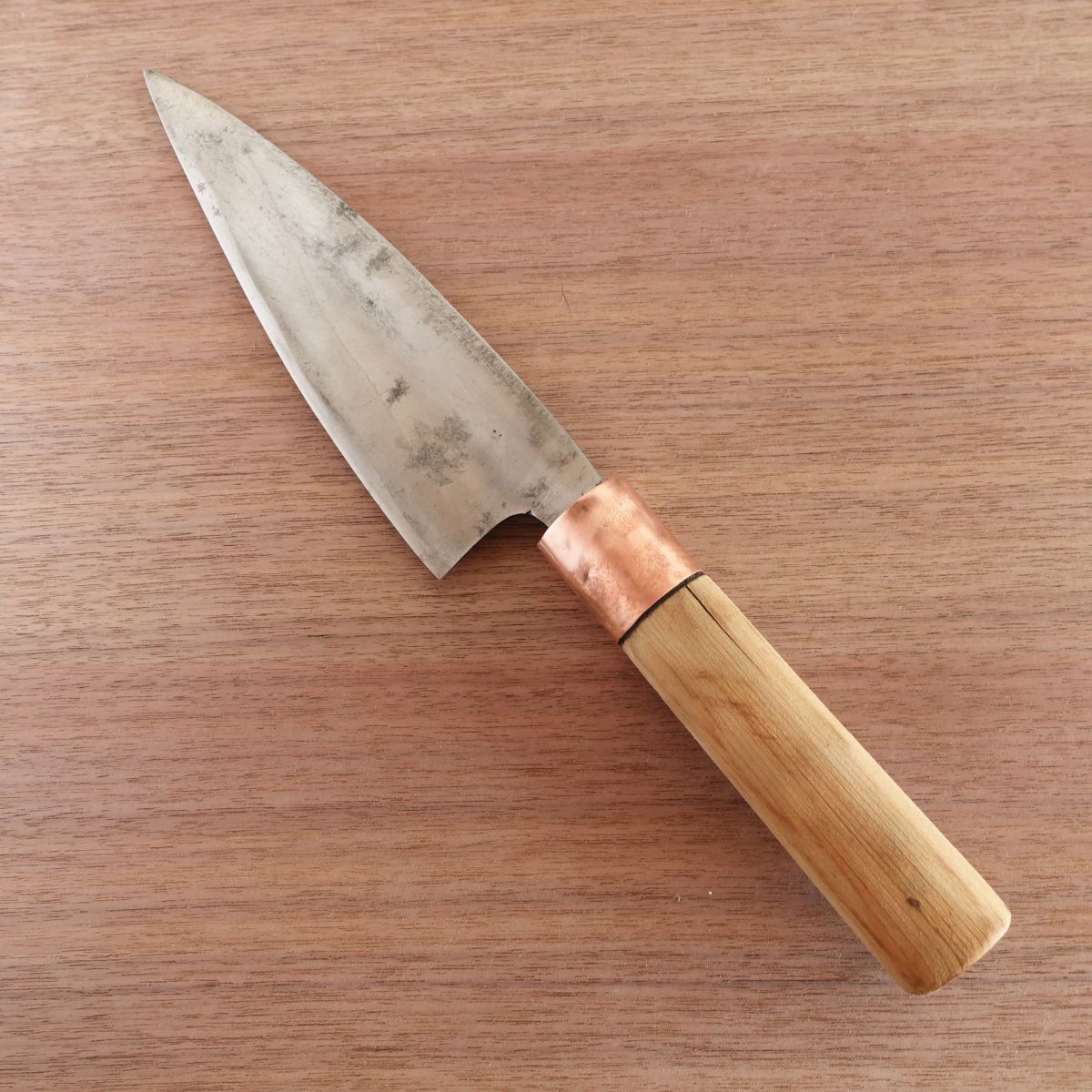 Deba Knife, Sharpened, Hagane, Single-Edged, Handle Crack, No Marking, 195mm