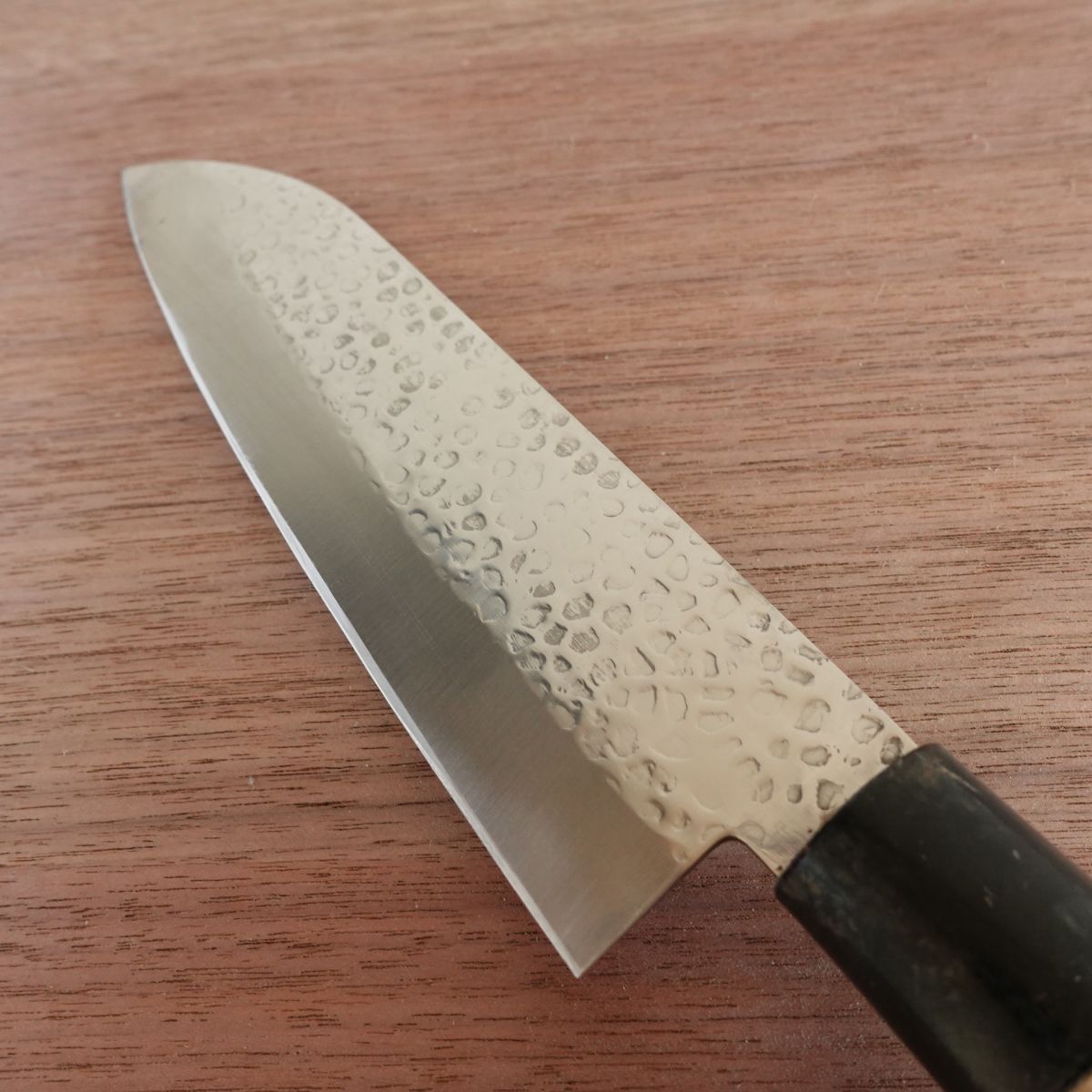 Akari Santoku Knife, Sharpened, All-Purpose Knife, Stainless Steel, Tsuchime Finish, 170mm
