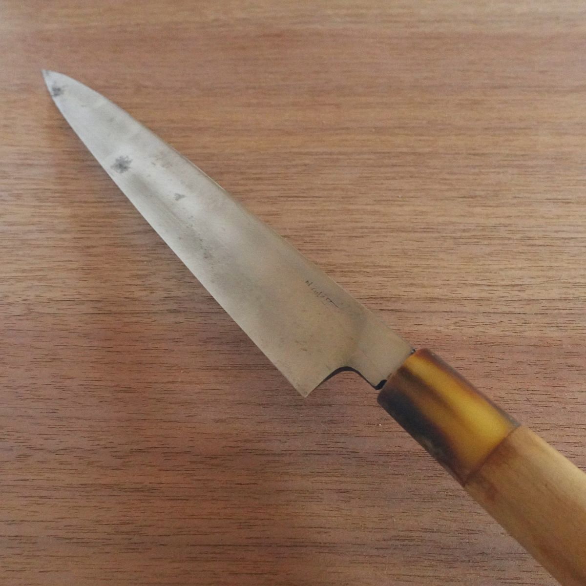 Suishin Yanagiba Knife, Sharpened, White Water Buffalo Handle, Sashimi Knife, Yasuki Steel, 215mm