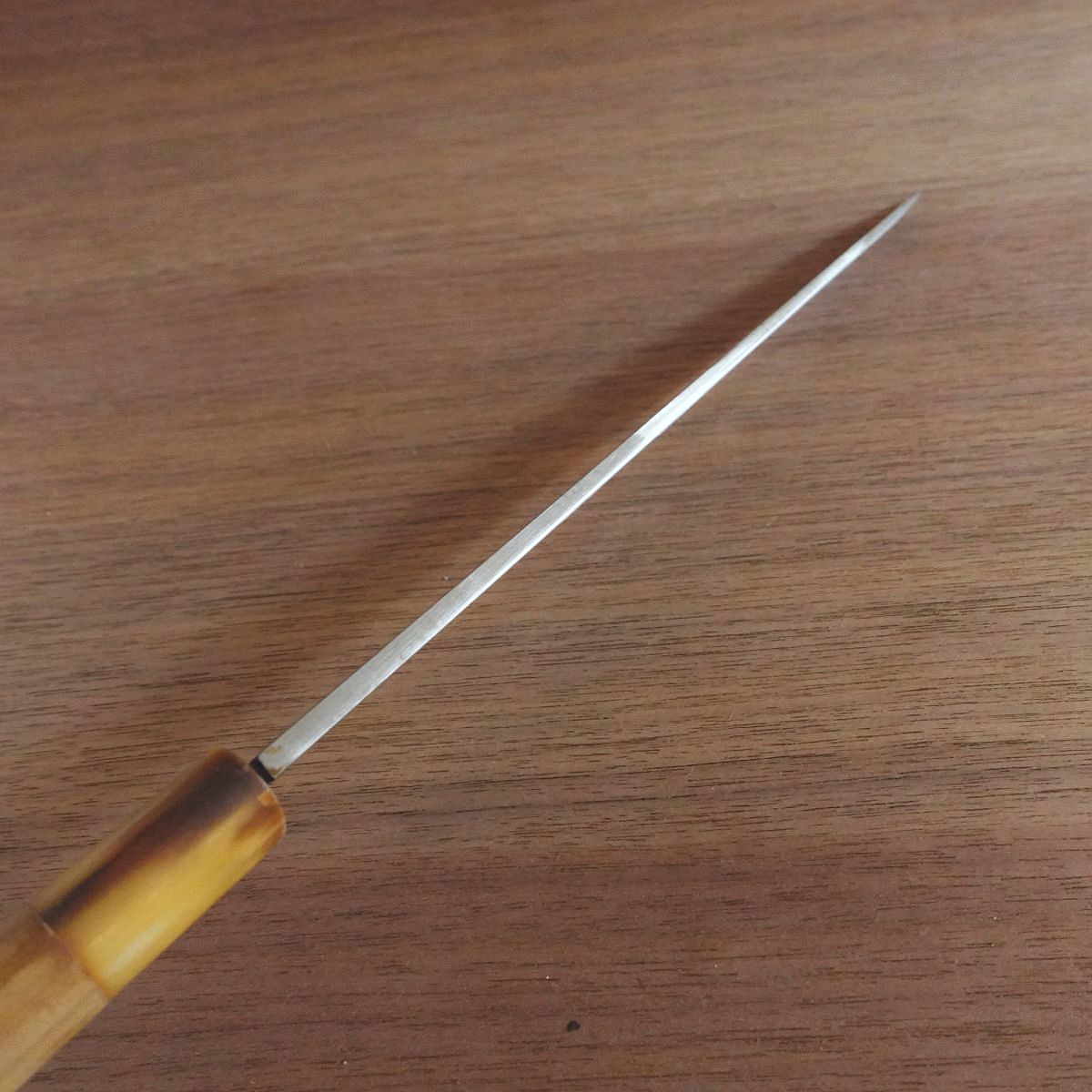Suishin Yanagiba Knife, Sharpened, White Water Buffalo Handle, Sashimi Knife, Yasuki Steel, 215mm