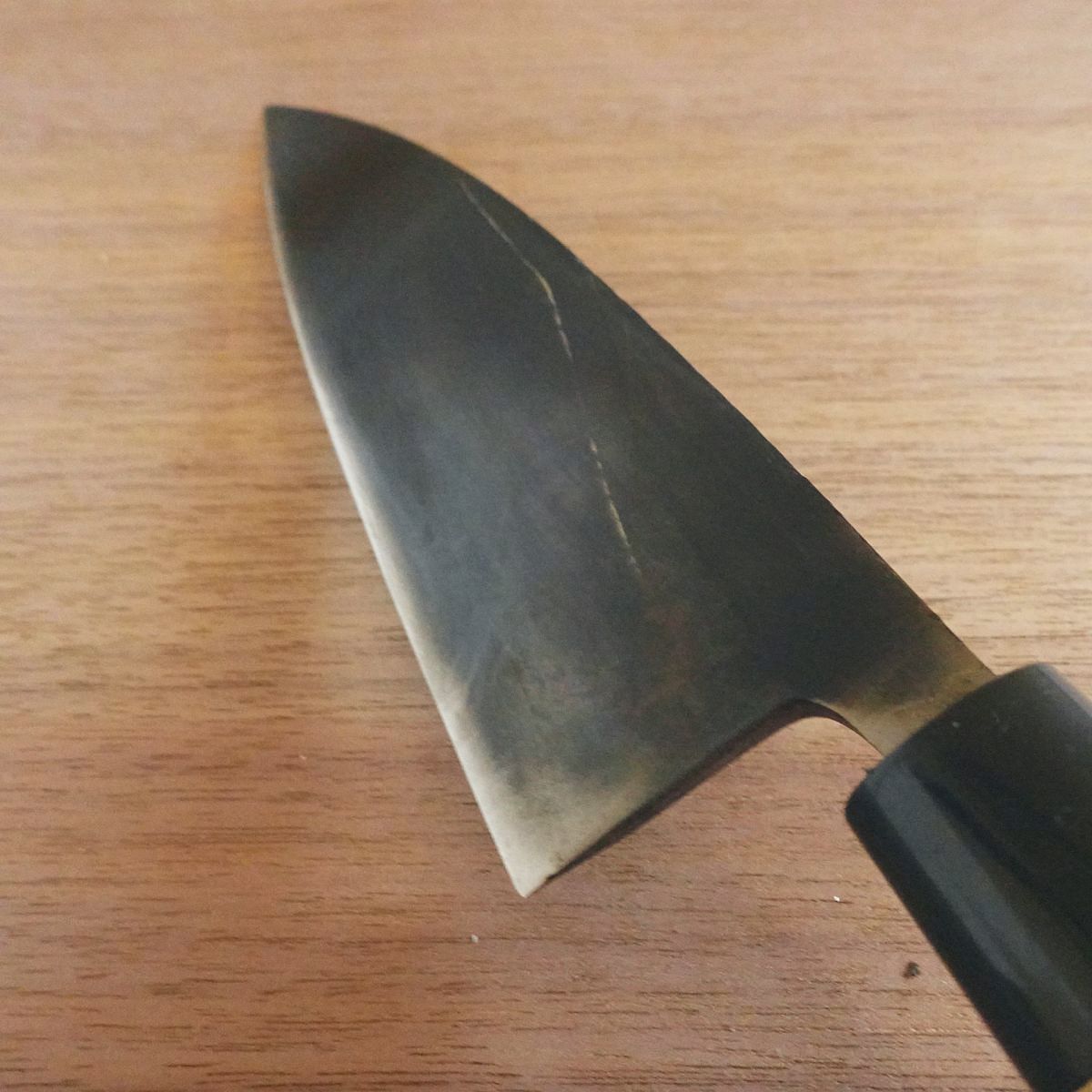 [HYPER REBORN] Ibuki Deba Knife, Sharpened, Seki Magoroku, Black Oxide Finish, Minor Spine Scratches, 155mm