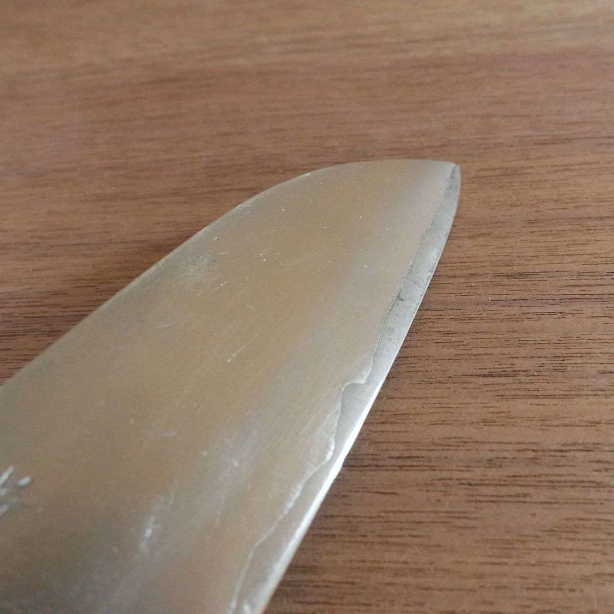 Hagakure Santoku Knife, Sharpened, Nashiji Finish, All-Purpose Knife, Dewa Steel, Hon-Warikomi, 165mm