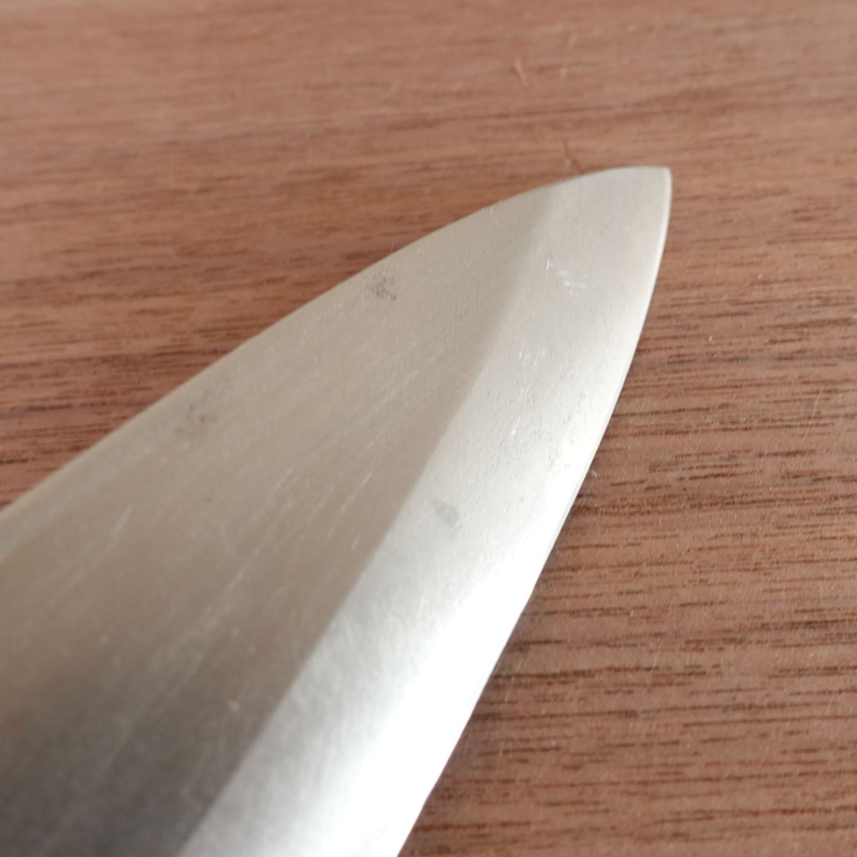 Sakai Ichimonji Mitsuhide Funayuki Knife, Sharpened, Water Buffalo Handle, Slim Deba Style, Nearly Unused, 165mm