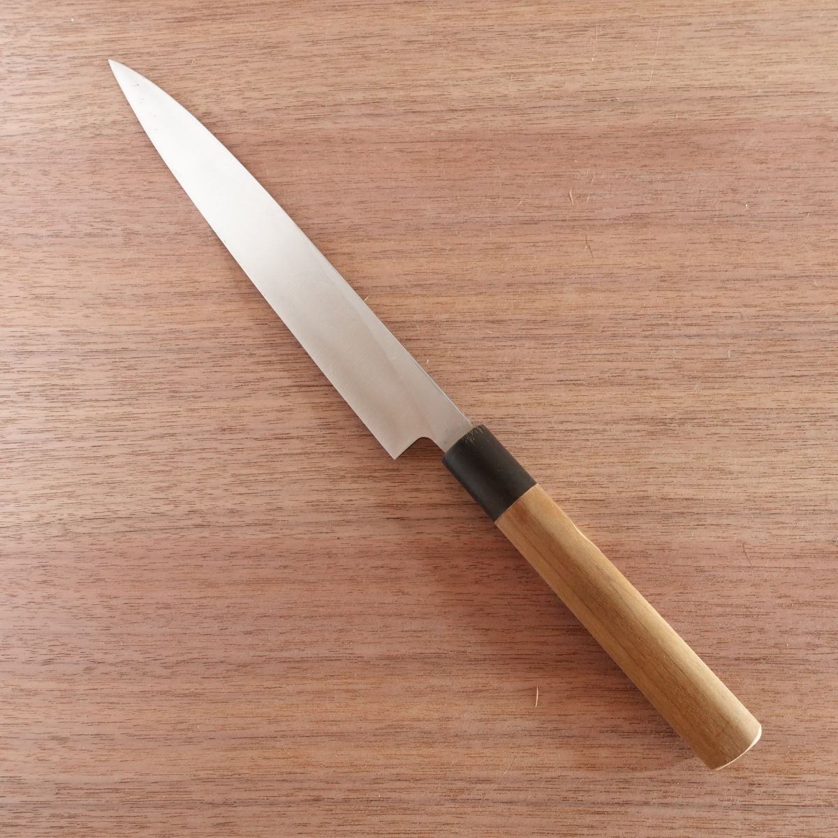 Sakai Kikumori Yanagiba Knife, Sharpened, Water Buffalo Handle, Custom Forged, Sashimi Knife, Nearly Unused, 210mm