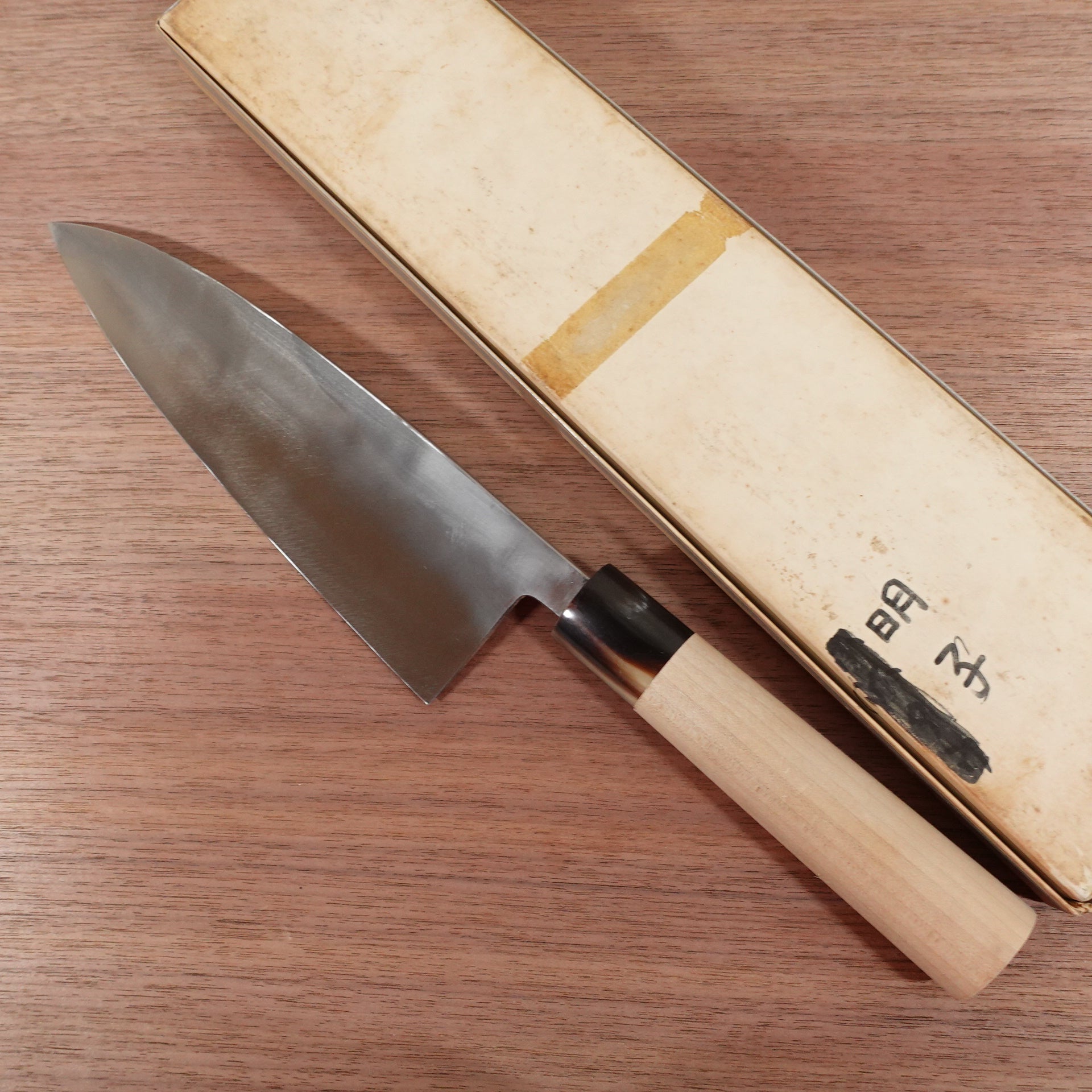 Sakai Kikumori Large Deba Knife, Sharpened, Water Buffalo Handle