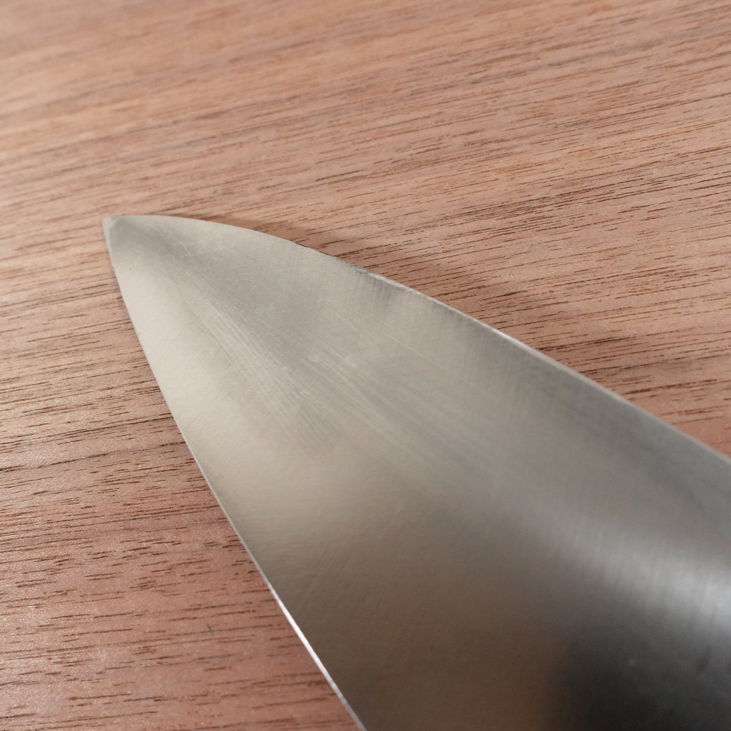 Sakai Kikumori Large Deba Knife, Sharpened, Water Buffalo Handle, Special, Boxed, Unused Stored Item, 215mm