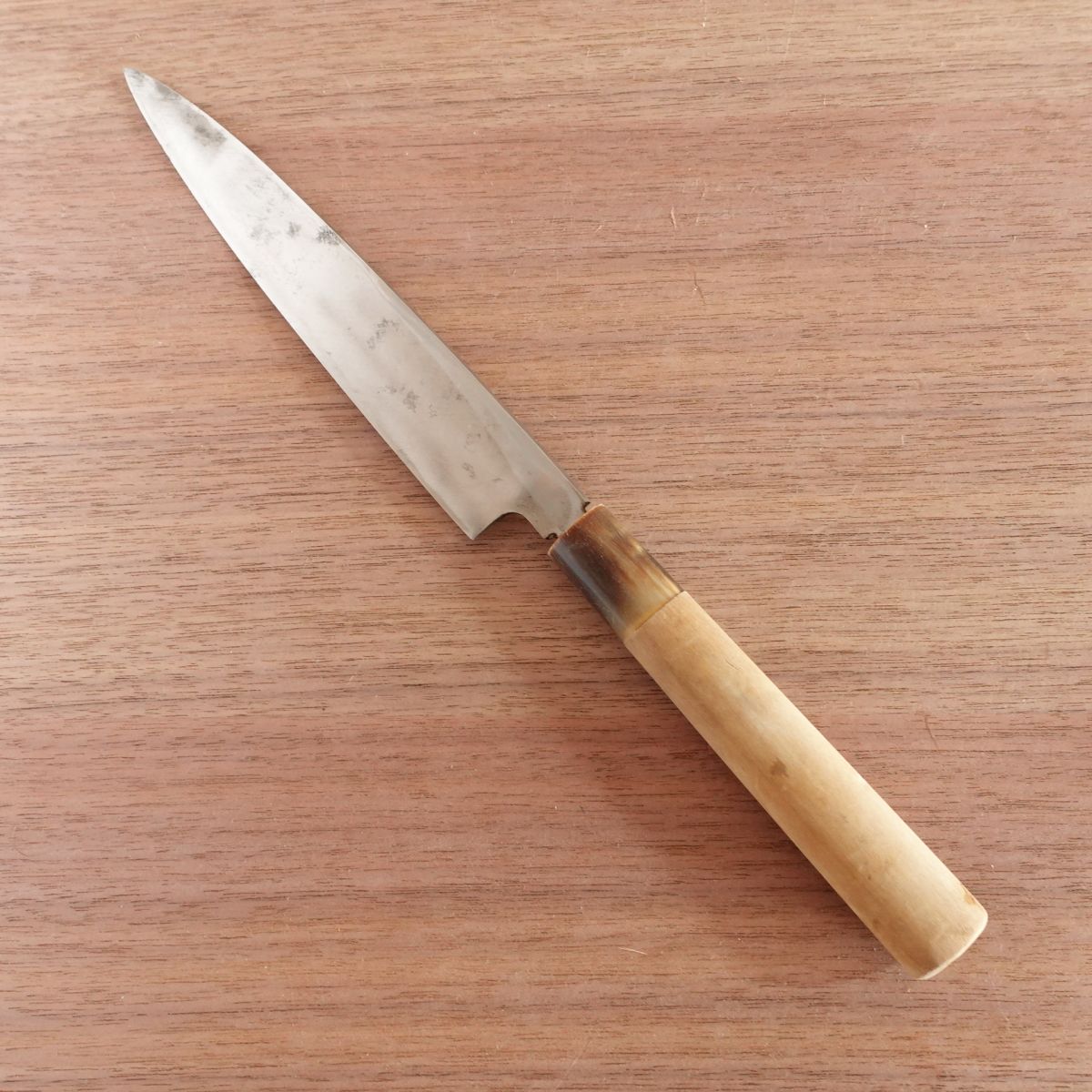 Seki Magoroku Yanagiba Knife, Sharpened, Shichiku Series, Water Buffalo Handle, Sashimi Knife, 180mm